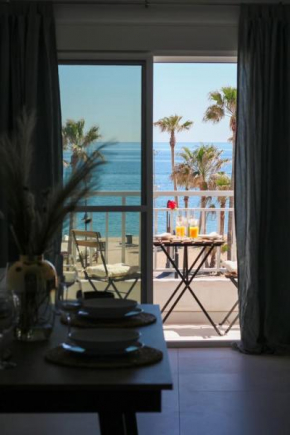 wunderschöne, nagelneu renovierte Strandwohnung La Cala De Mijas
